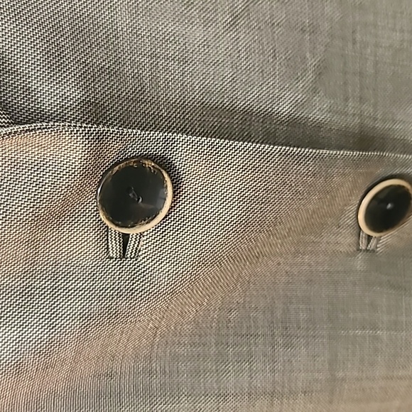 Garfield & Mark's 100% Virgin Wool button front blazer - Picture 7 of 10